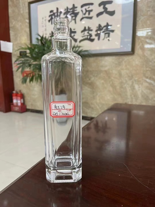 玻璃酒瓶厂商